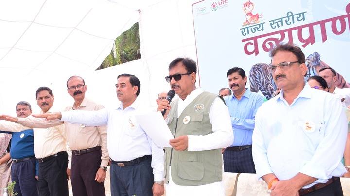 वन्य प्राणियों की सुरक्षा और संवर्धन के लिये युवा पीढ़ी में जागरूकता अभियान कारगर : वन मंत्री डॉ. शाह